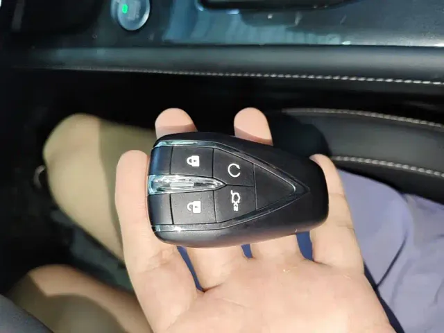 Changan Changan CS75 2025 PRO 1.5T Premium 7-Seater — Фото автомобиля 8