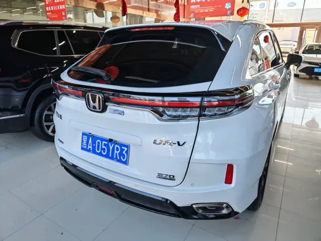 Honda UR-V — Фото автомобиля 10