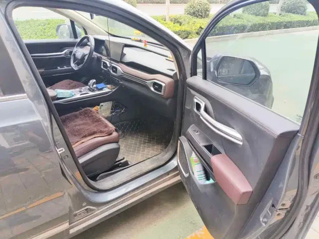 Geely Haoyue — Фото автомобиля 13