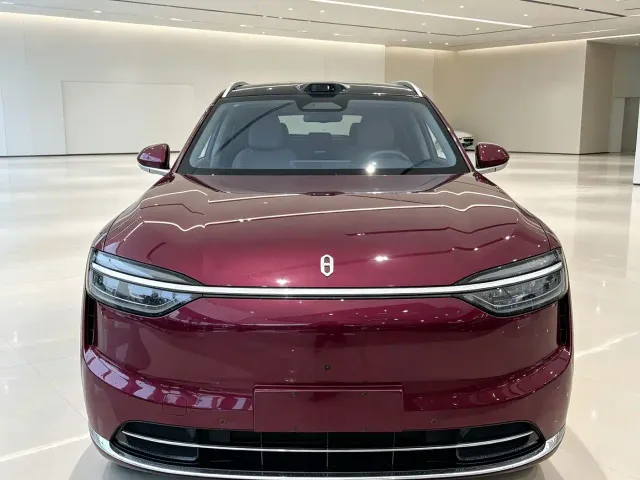Aito M7 — Фото автомобиля 2