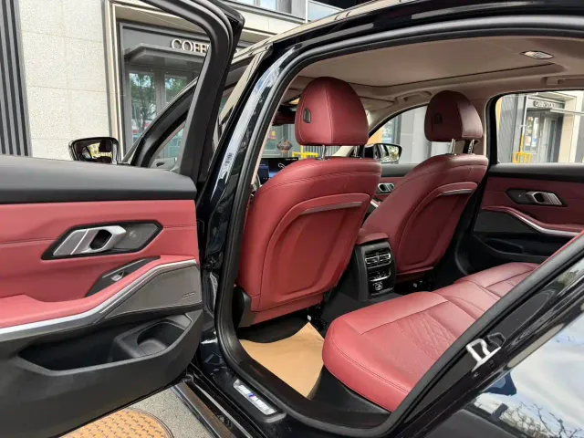 BMW 3 Series — Фото автомобиля 5