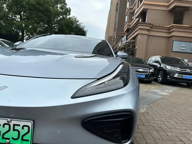 Hozon Neta GT — Фото автомобиля 10