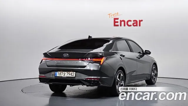 Hyundai Avante CN7 — Фото автомобиля 2