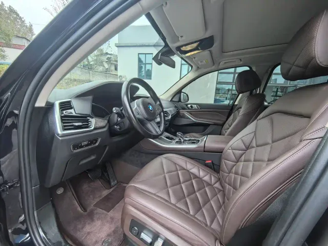 BMW X5 — Фото автомобиля 4