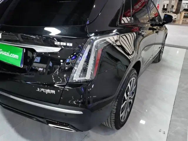Cadillac XT5 — Фото автомобиля 7