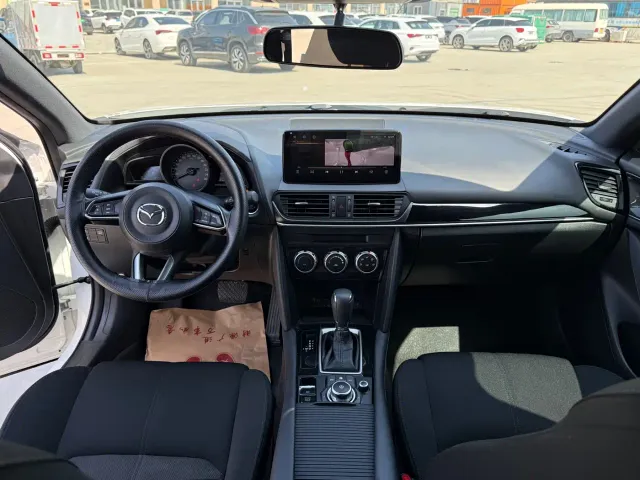 Mazda CX-4 — Фото автомобиля 23