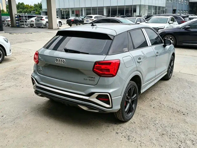 Audi Q2L — Фото автомобиля 4