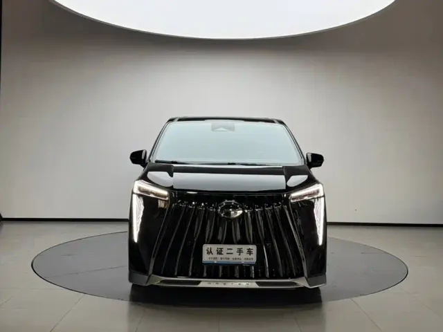 GAC Trumpchi M8 — Фото автомобиля 2