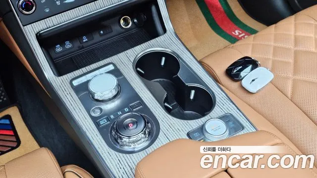 Genesis GV80 — Фото автомобиля 8