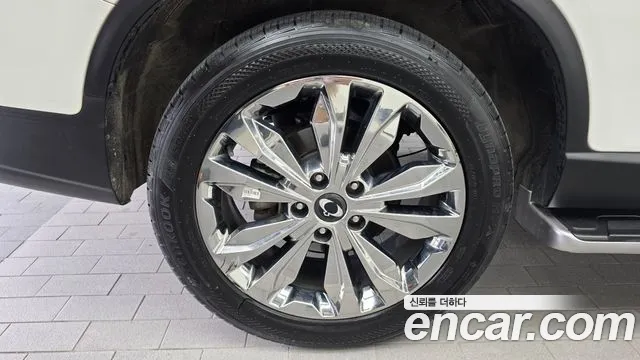Фотография автомобиля — KG_Mobility_Ssangyong Rexton