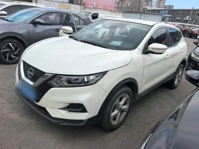 Фотография автомобиля — Nissan Qashqai