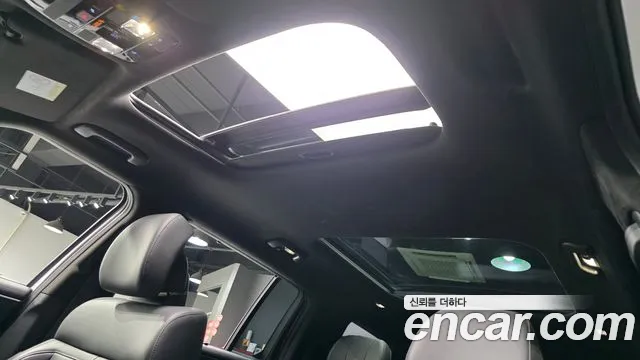 Hyundai Santafe Santa Fe (MX5) Бензин 2.5T 2WD — Фото автомобиля 18