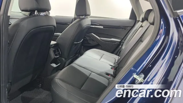 Kia Seltos New — Фото автомобиля 17
