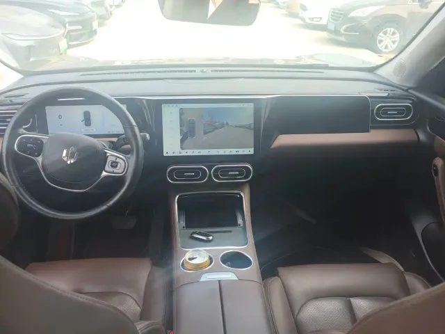 Leapmotor C11 — Фото автомобиля 6