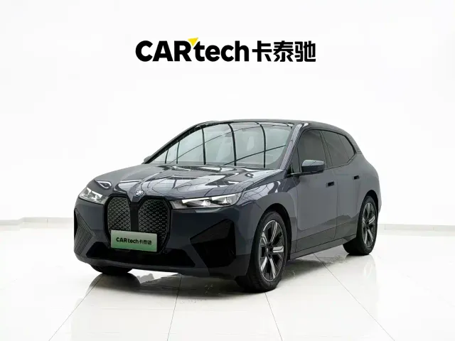 Фотография автомобиля — BMW iX