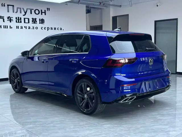 Volkswagen Golf — Фото автомобиля 5