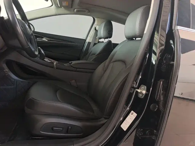 Buick LaCrosse — Фото автомобиля 14