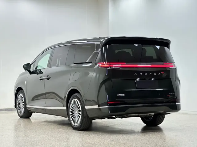 Arcfox Wendao V9 — Фото автомобиля 4