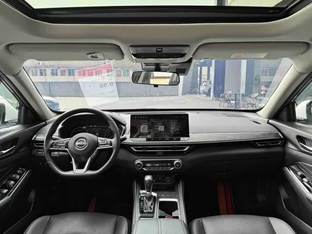 Nissan Teana — Фото автомобиля 4