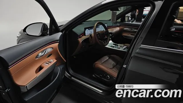 Genesis GV70 2.5T Бензин AWD — Фото автомобиля 7