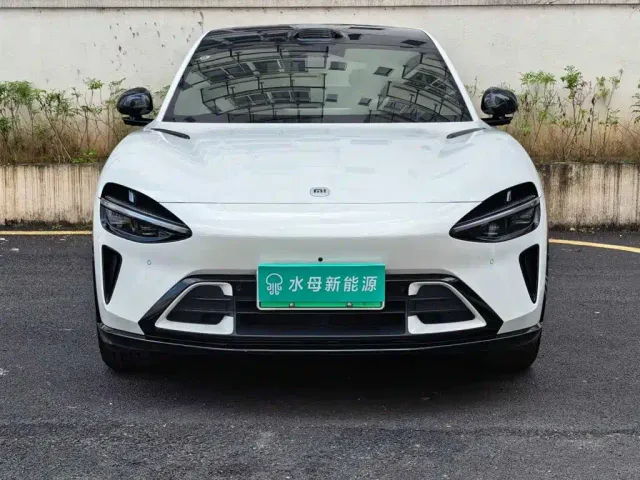 Xiaomi YU7 — Фото автомобиля 2