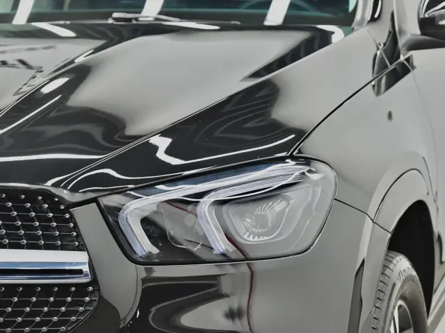 Mercedes-Benz GLE-Class — Фото автомобиля 29