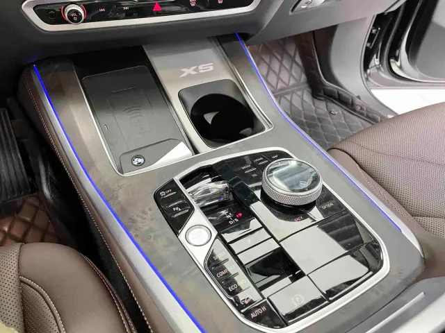 BMW X5 — Фото автомобиля 17