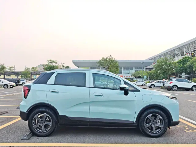 Geely Geometry E Firefly — Фото автомобиля 5