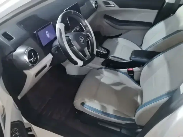 BYD Yuan Pro — Фото автомобиля 14