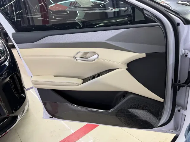 BYD Qin L — Фото автомобиля 14