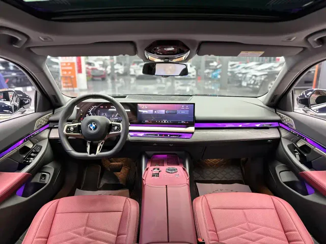 BMW 5 Series — Фото автомобиля 8