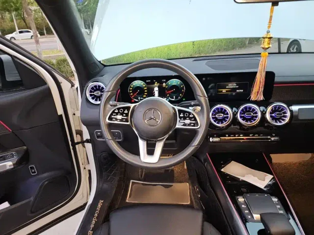 Mercedes-Benz GLB-Class — Фото автомобиля 6