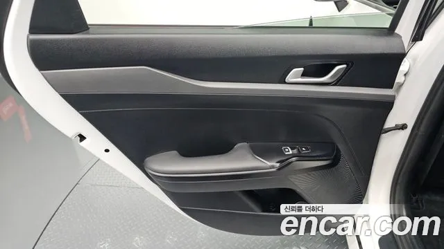Kia K5 Новый K5 3 поколение 2.0 LPi(Для проката) — Фото автомобиля 25