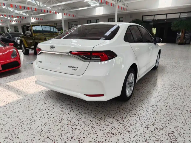 Toyota Corolla — Фото автомобиля 23