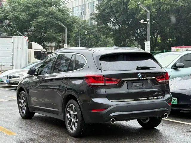 BMW X1 — Фото автомобиля 9