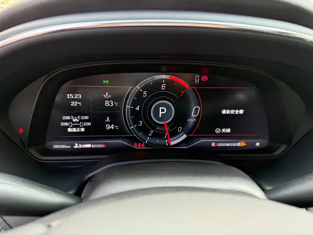 Cadillac CT5 — Фото автомобиля 15