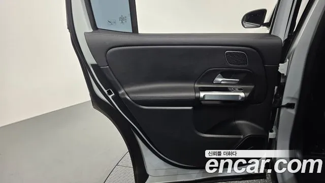 Mercedes-Benz EQB X243 — Фото автомобиля 14