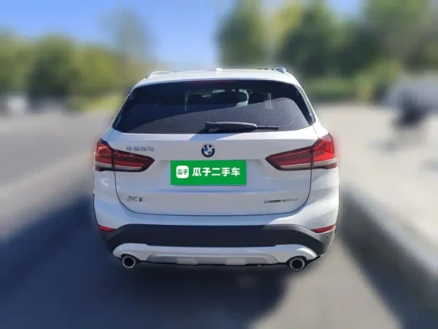 BMW X1 — Фото автомобиля 3