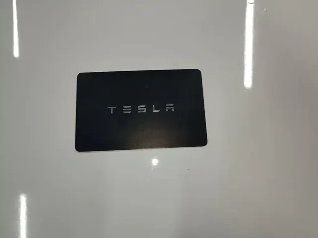 Tesla Model Y — Фото автомобиля 8