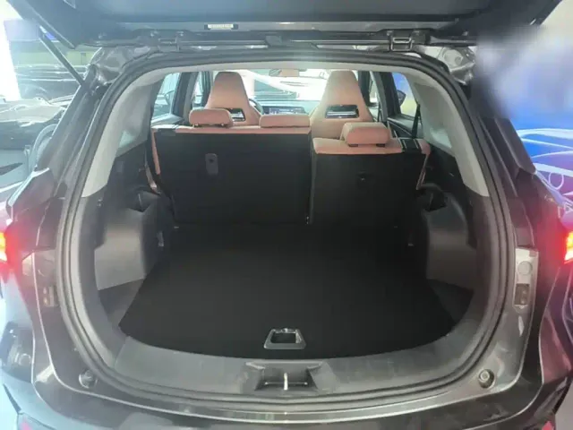 Changan CS75 Plus — Фото автомобиля 18