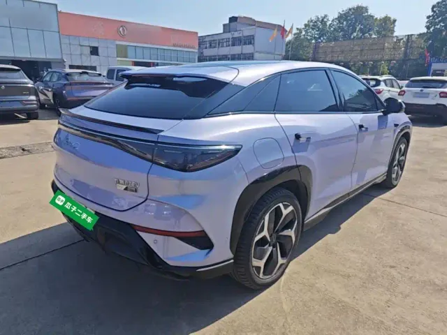 BYD Sealion 07 EV — Фото автомобиля 6