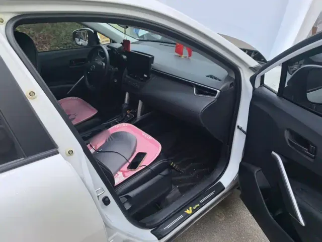 Toyota Corolla Cross — Фото автомобиля 17