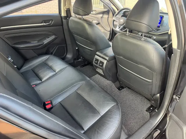 Nissan Teana — Фото автомобиля 11