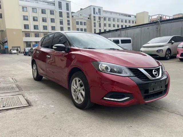 Nissan Tiida — Фото автомобиля 7