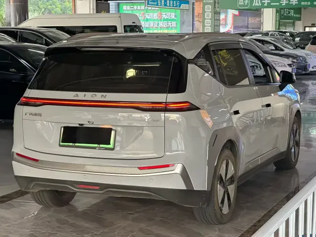 GAC Aion Y — Фото автомобиля 7