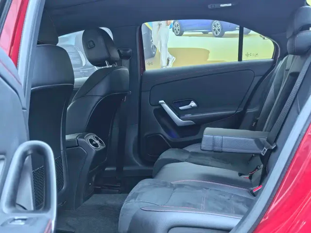 Mercedes-Benz A-Class — Фото автомобиля 8