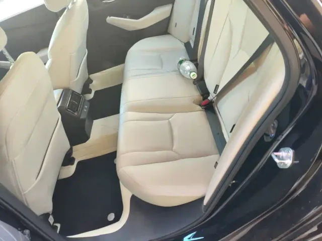 Honda Inspire Hybrid — Фото автомобиля 12