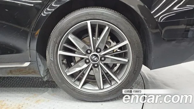Hyundai Grandeur Grandeur (New) — Фото автомобиля 6