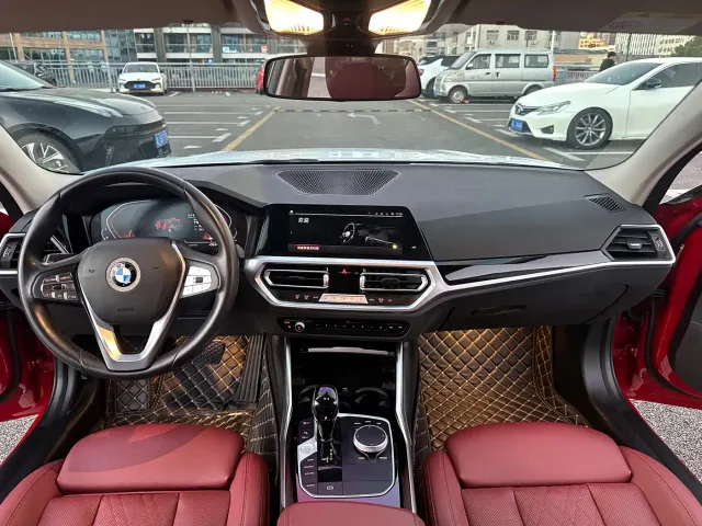 BMW 3 Series — Фото автомобиля 11