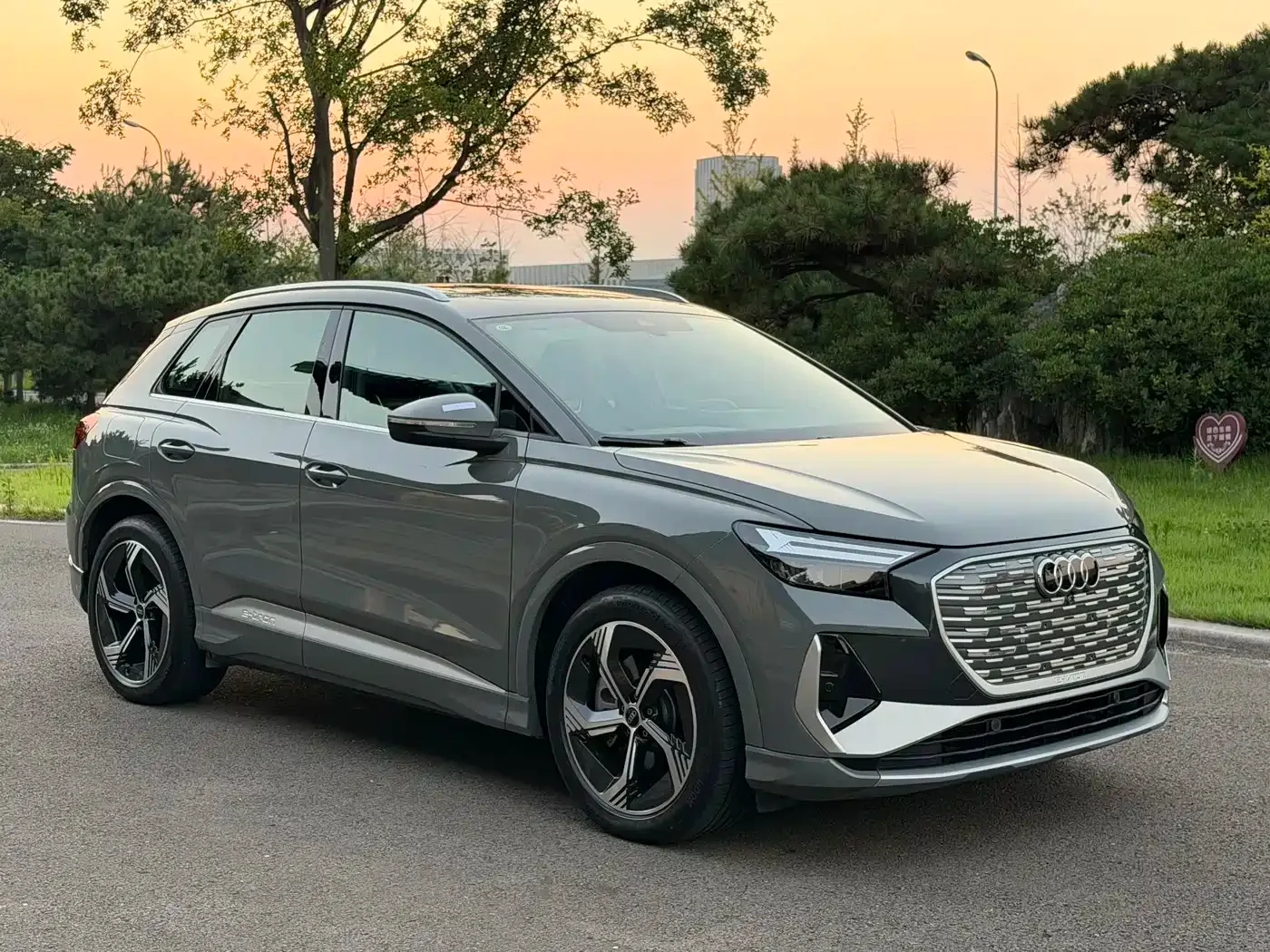 Audi Audi Q4 e-tron 2024 40 e-tron Creation Edition — Фото автомобиля 3